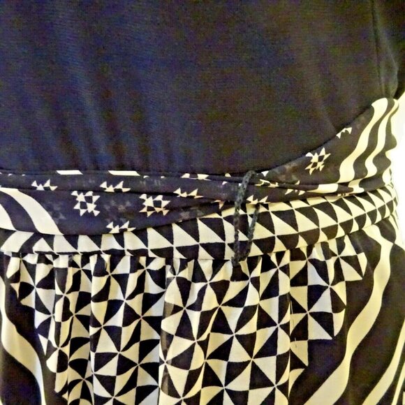 Vince Camuto Size 14 Navy and White Polyester Halter Style Belted Maxi Dress - Picture 10 of 10